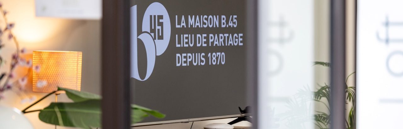 Télévision avec logo b45
